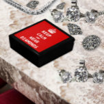 DIAMONDS FÖR Lugn och BÄRA AV behålla Smyckeskrin<br><div class="desc">BEHÅLLANS LUGN OCH.. se matchande plåt,  mugg,  smyckeskrin,  shopping bag och plattor var med en unik tvist till det allmänt förekommande citatet,  eller så kanske du föredrar det ursprungliga offerten eller för ännu mer roligt gottgör ditt eget för att göra en gåva av ett slag!</div>