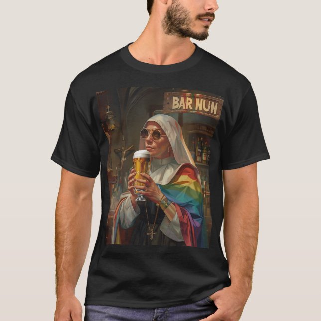 Digital Art i pub Nun (Ord Pun) T Shirt (Framsida)