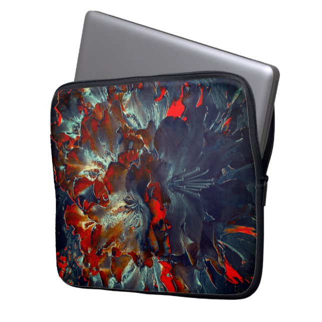 Digitala blommor i aska och träkol över kol laptop fodral (Framsidan Vänster)