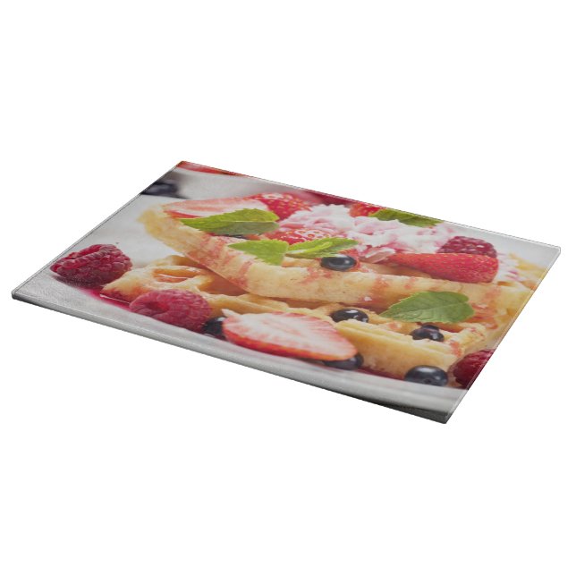 Dillandetårta med ny bärfrukt (Hörn)