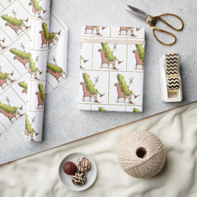 Dillpickle i en stol med en Martini Presentpapper (Hantverk)