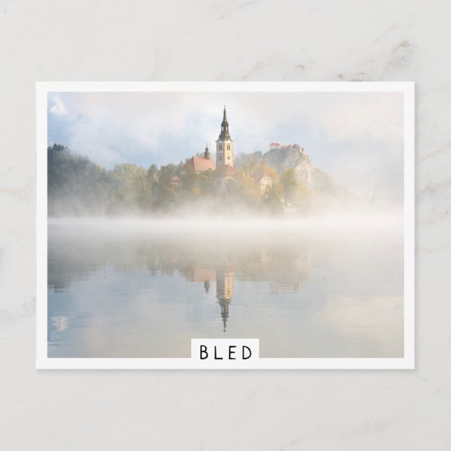 Dim soluppgång vid sjön Bled Vykort (Framsida)