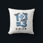 Dim Sum Funny Mathematics Food Pun Kudde<br><div class="desc">Dim Sum Funny Mathematics Food Pun har en söt matteekvation som är lite dyster. Perfektens gåva till familj och vänner som kärlek söta matlagningspass.</div>