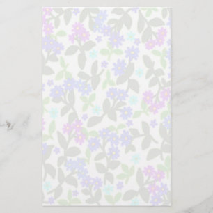 Dimmig blommigtträdgårdbrevpapper brevpapper