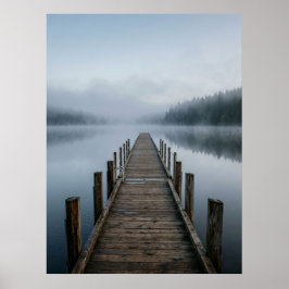 Dimmig sjö Träbrygga Lugnt vy Poster