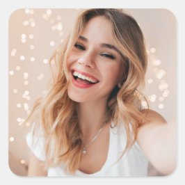 Din ansikte fyller år fyrkantigt klistermärke