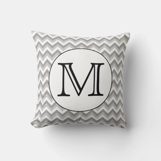 Din Brev. Grått Zigzag Mönster Monogram. Kudde (Framsida)