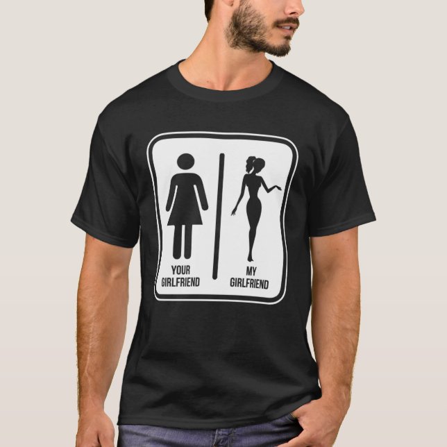 Din flickvän mot min flickvän t shirt (Framsida)