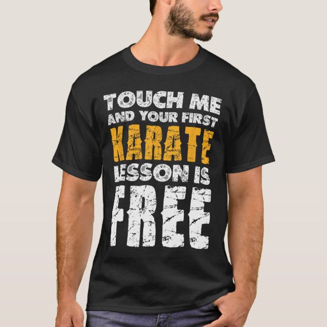 Din Första Karatelektion Är Gratis  T Shirt (Framsida)