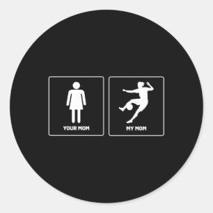 Din fotboll i Mamma Mor Runt Klistermärke