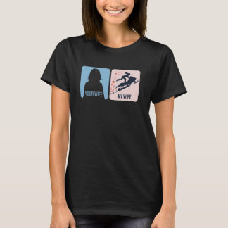 Din fru vs min frus snöskoteräventyr t shirt