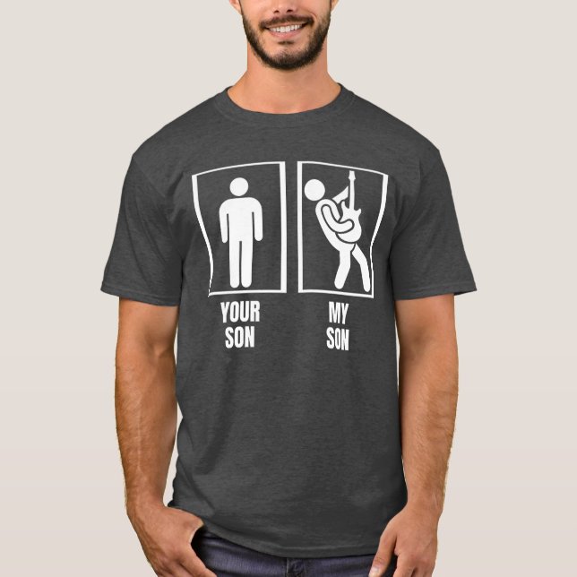 Din Son Min Son Basgitarr Pappa Mamma Rolig Baspla T Shirt (Framsida)