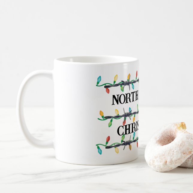 "Din stat," taggtråd och julbelysning Kaffemugg (Med munk)