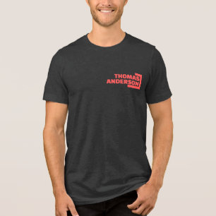 Dina namn i en röd parentes, minimalistisk logotyp t shirt