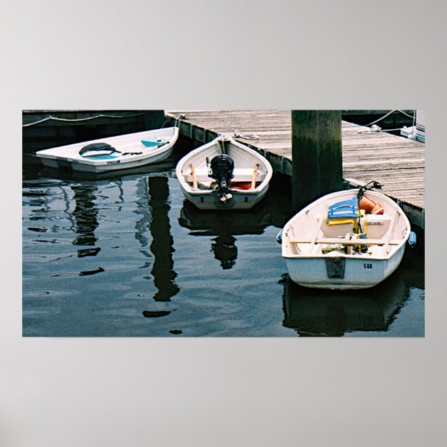 Dinghy Row Poster (Framsidan)