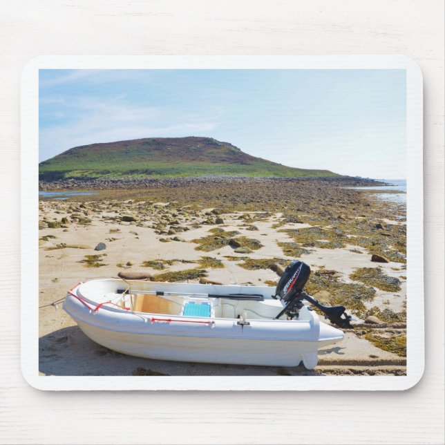 Dinghyn på stranden musmatta (Framsidan)