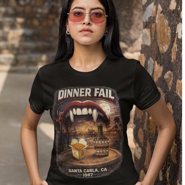 Dinner Fail Kvinnors Bella+Canvas Slim Fit Mörk T Shirt (Takeout sounded like a good idea… until it wasn’t.)