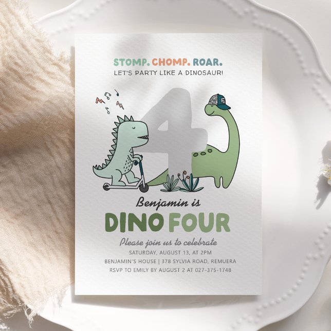 Dino-Four Födelsedagsfest inbjudan (Skapare uppladdad)
