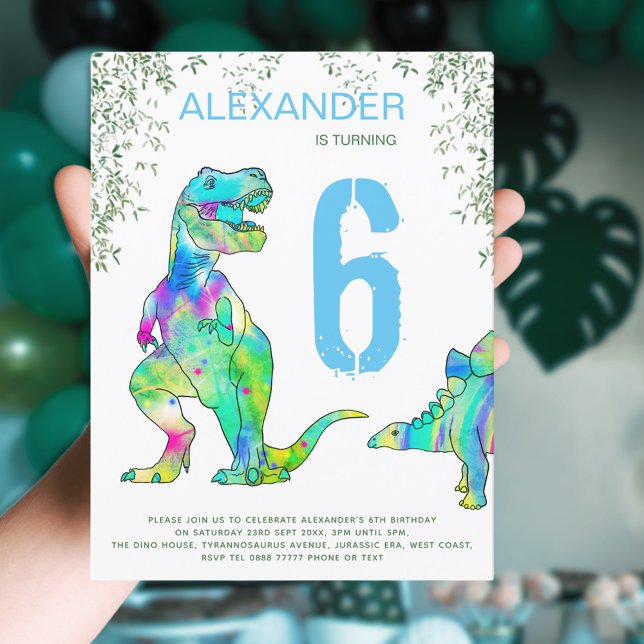 Dino party gulliga dinosaurier 6e Birthday-budget Inbjudan Vykort (T-Rex colorful dinosaur and Jurassic jungle foliage 6th birthday party invitation blue and green)