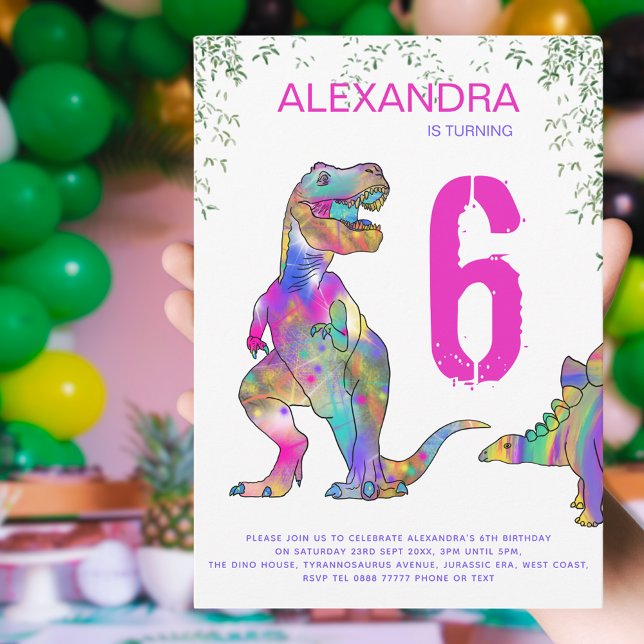 Dinosaur 6e Födelsedagsfest for Girls rosa Inbjudningar (Colorful dinosaur girls 6th birthday party invitation T-Rex and stegosaurus & bright pink typography)