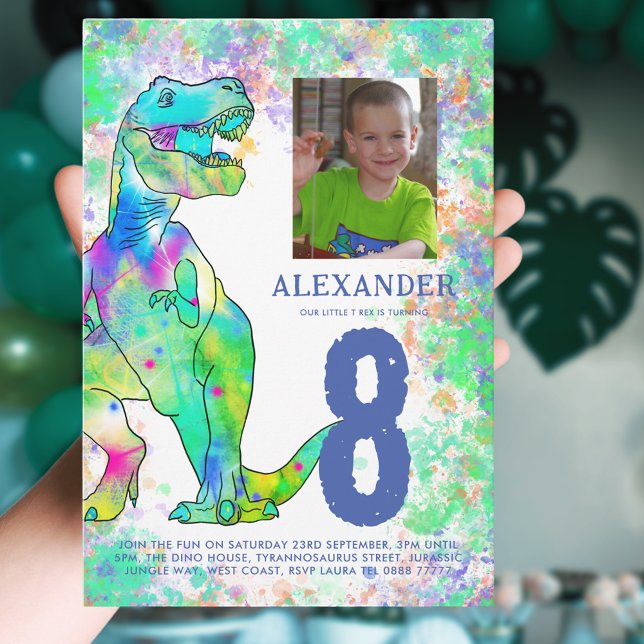 Dinosaur 8:e Födelsedagsfesten Photo Blue Inbjudningar (T-Rex dinosaur 8th birthday party invitation with photo template colorful watercolor Jurassic dino)