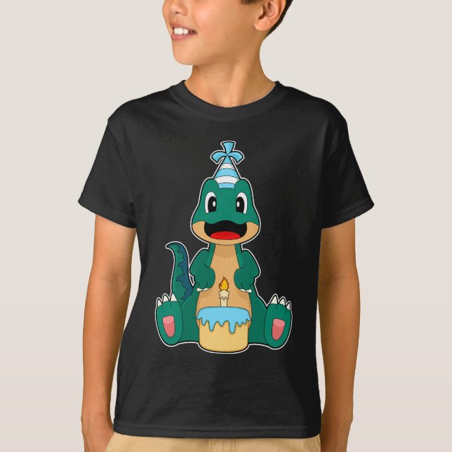 Dinosaur Birthday Cake Candle T Shirt (Framsida)