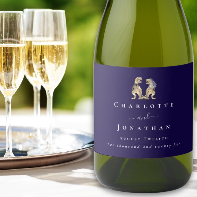 Dinosaur Bröllop Marinblå & Vit Anpassad (Dinosaur themed wedding T-Rex bride and groom navy blue & white personalized wine labels minimalist)