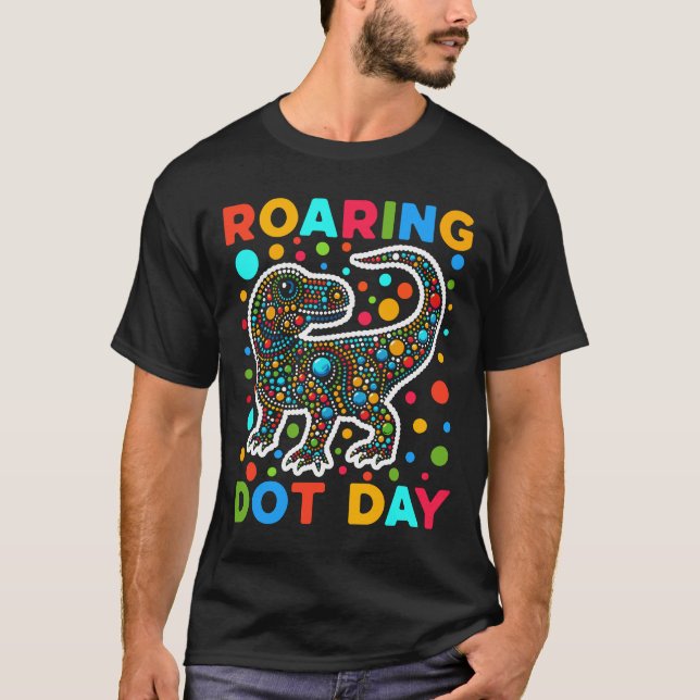 Dinosaur Dot Day T Shirt (Framsida)