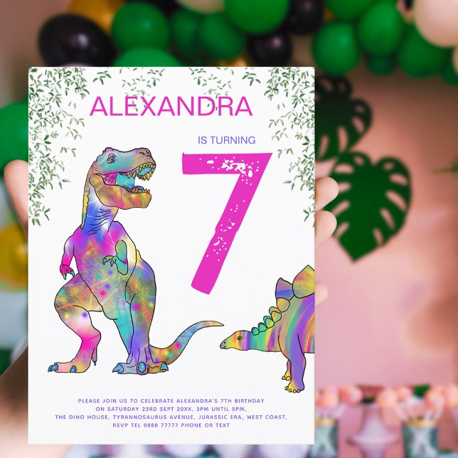 Dinosaur Födelsedagsfest Rosa Budget Inbjudan Vykort (Dinosaur girls 7th birthday party invitation postcard with colorful T-Rex and stegosaurus watercolor)