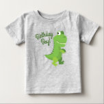Dinosaur-Födelsedagsfest T Shirt<br><div class="desc">Utformningen av födelsedagsfesten för matsal är underbar för småbarn och barn som kärlek t-rex-dinos! Den söta tecknaden har ett fånig ansikte och är här för att fira!</div>