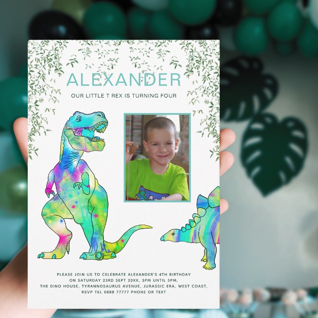 Dinosaur Jungle Photo Födelsedagsfest Inbjudningar (Dinosaur 4th birthday party with photo template)