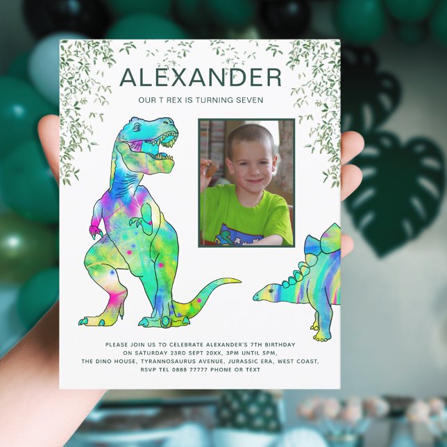 Dinosaur Jungle T Rex Roar Födelsedagsfest (Dinosaur T-Rex jungle 7th birthday party invitation with photo template)