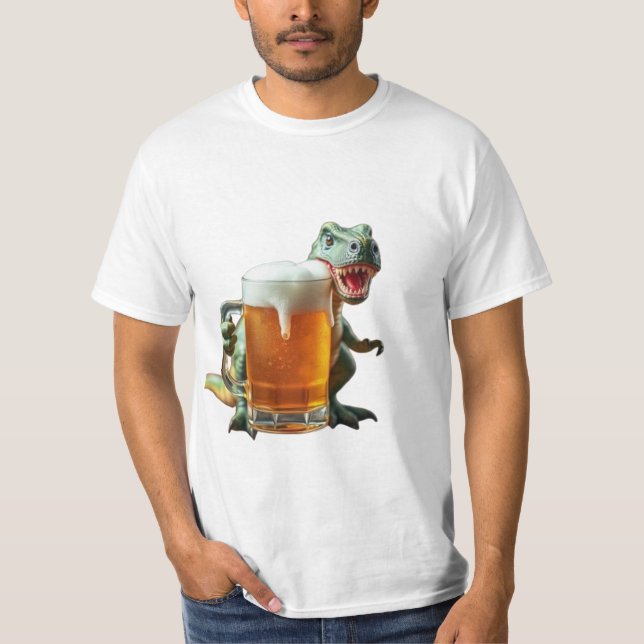 dinosaur men's t-shirt defending his beer (Framsida)