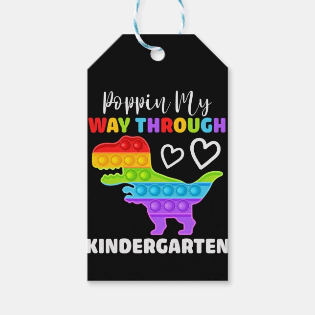Dinosaur Poppin på mitt sätt genom Kindergarten Presentetikett (Framsidan)
