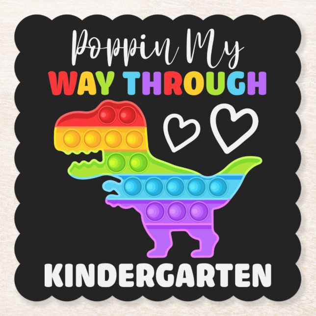 Dinosaur Poppin på mitt sätt genom Kindergarten Underlägg Papper (Framsida)