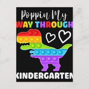 Dinosaur Poppin på mitt sätt genom Kindergarten Vykort