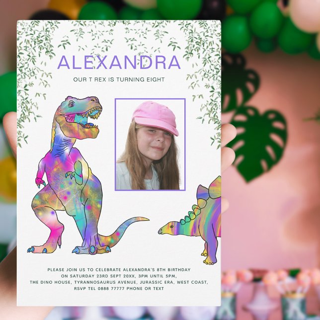 Dinosaur T-Rex Flick kalas Lila Inbjudningar (Dinosaur T-Rex colorful girls 8th birthday party invitation with photo template purple pink)