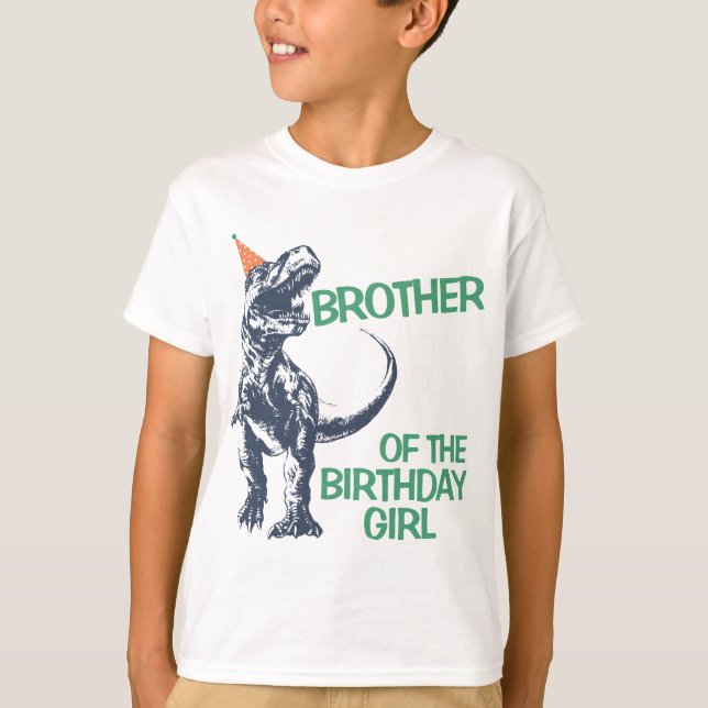 Dinosaur T-Rex Party Hat Brother of Birthday Girl T Shirt (Framsida)