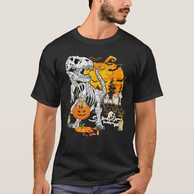 Dinosaur T Rex Skeleton Pumpkin Funny Halloween Co T Shirt (Framsida)