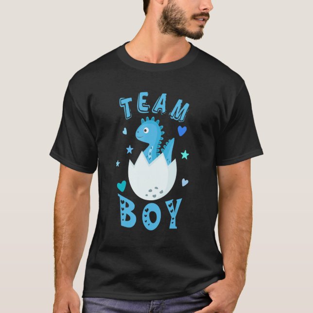 Dinosaur Team Boy Gender Reavel Baby Shower Matchi T Shirt (Framsida)