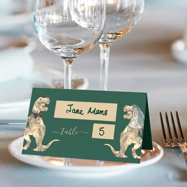 Dinosaur-tema bröllop Mörkgrönt Placeringskort (Dinosaur wedding dark green table place cards T-Rex dino bride and groom Jurassic wedding )