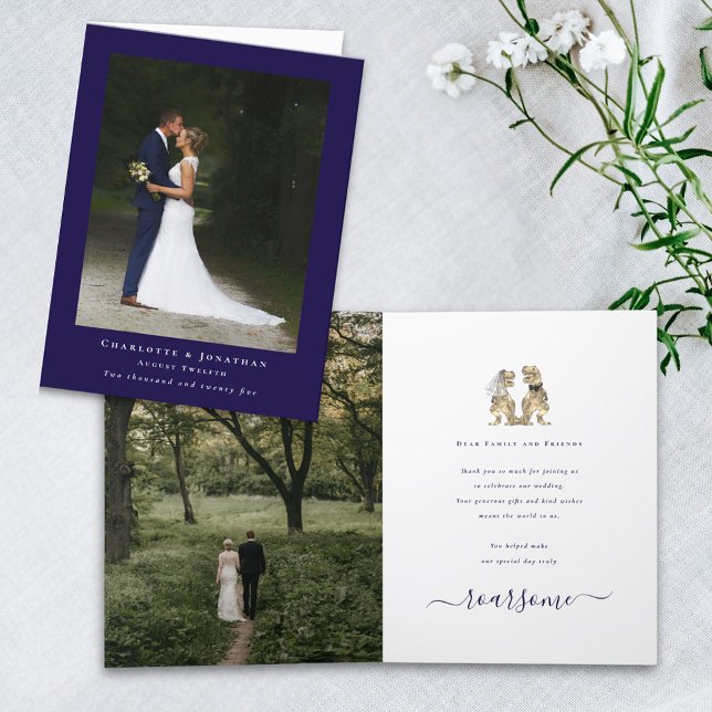 Dinosaur Tematisk Bröllopsfoto Marinblå Vit Tack Kort (Dinosaur theme wedding photo thank you navy blue folded card T-Rex dino bride and groom elegant )