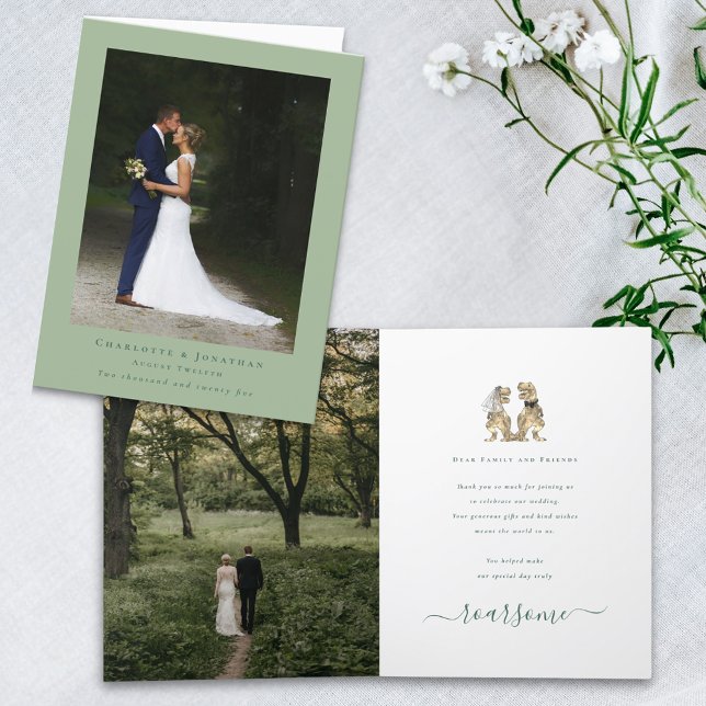 Dinosaur Tematisk Bröllopsfoto Sälggrön Tack Kort (Dinosaur theme wedding photo thank you sage green folded card T-Rex dino bride and groom elegant )