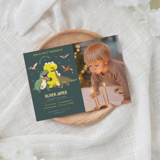 Dinosaur theme boy 5th birthday  inbjudningar (Skapare uppladdad)
