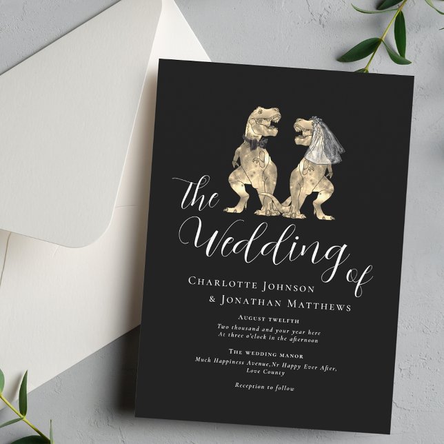 Dinosaur Theme Bröllop Black and White Inbjudningar (Black and white dinosaur theme wedding invitation elegant modern script T-Rex dinos bride & groom)