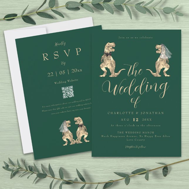 Dinosaur Theme Bröllop Grönt Inbjudningar (Dinosaur theme wedding dark green QR code invitation funny T-Rex dino Bride & groom elegant script )