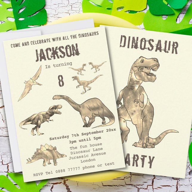 Dinosaurpojkar 8-års födelsedagsfest T Rex rytande (dinosaur 8th birthday party budget invitation T-Rex velociraptor stegosaurus brontosaurus pterodacty)