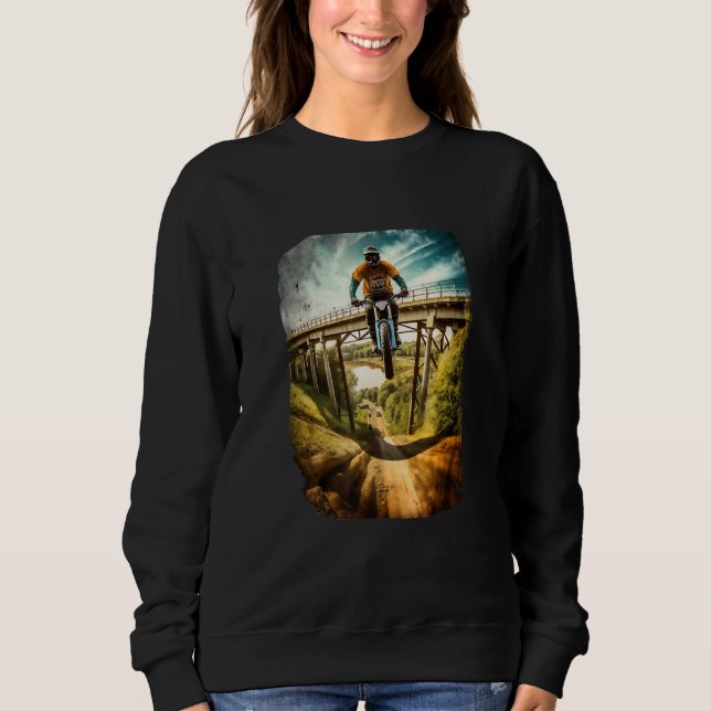 Dirt Bike Rider on Bridge Motorbike Biker Motocros T Shirt (Framsida)