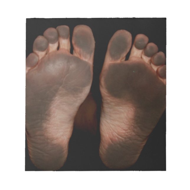 DIRTY FEET ANTECKNINGSBLOCK (Framsida)