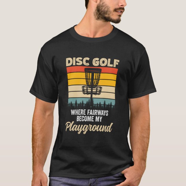 Disc Golf Sport Frisbee Player Flying Disc Basket  T Shirt (Framsida)